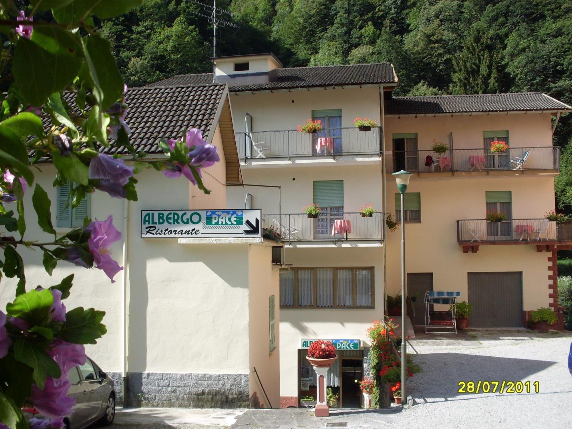 Albergo Ristorante Pace Bognanco Екстер'єр фото